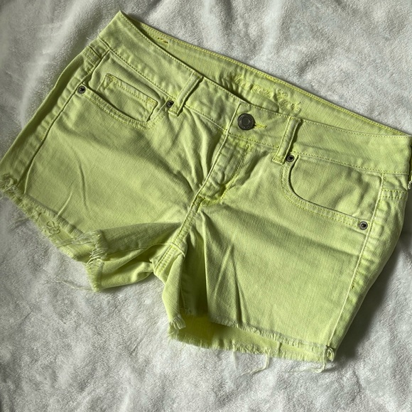 American Eagle Shorts - Picture 1 of 4